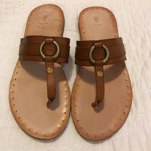 Frye Avery Harness Thong Sandal